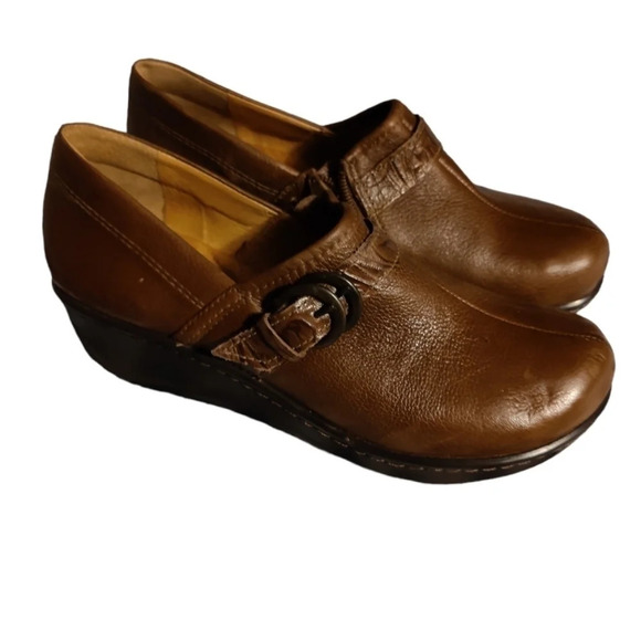 Comfortable Malone Clogs EUC ❤️ - Picture 2 of 14